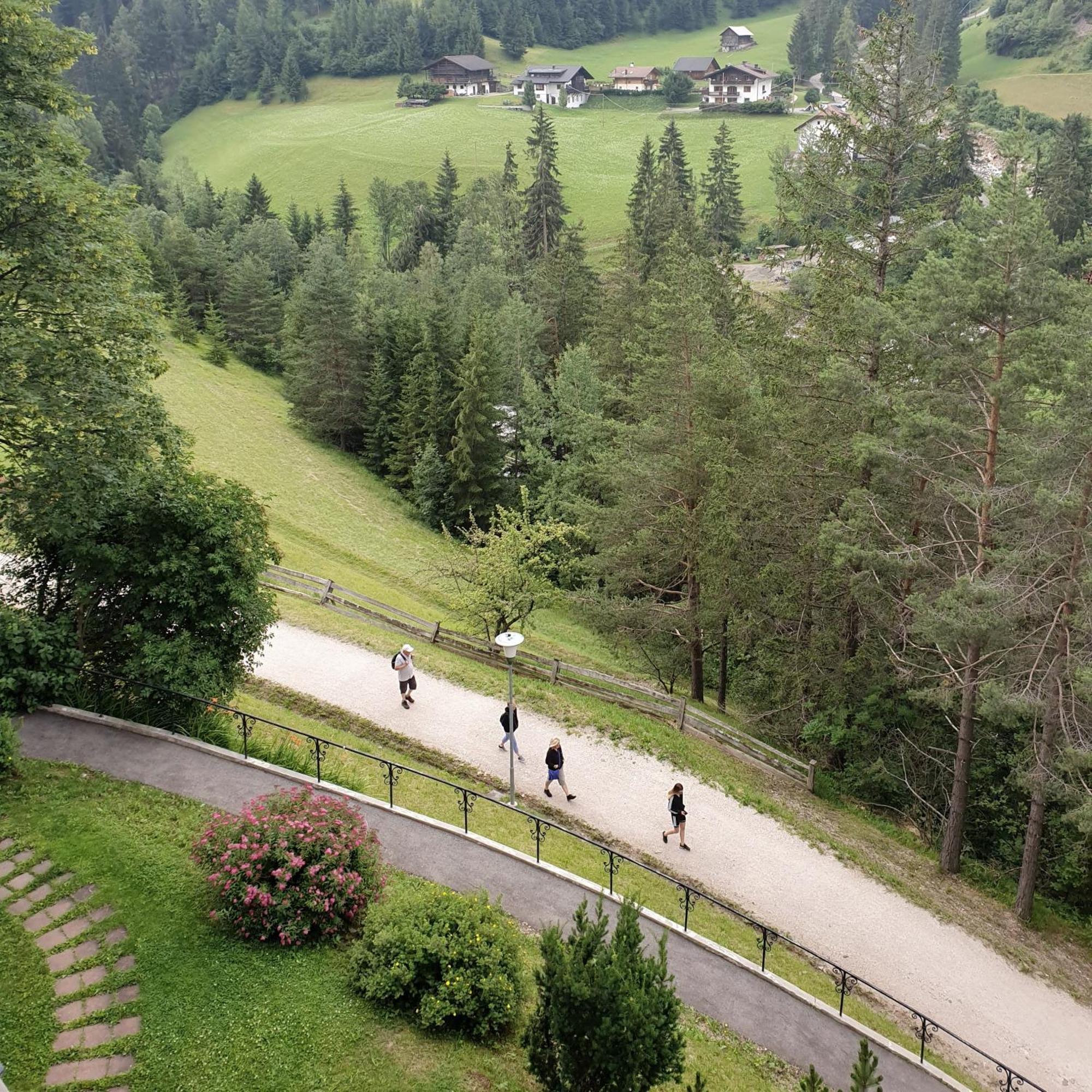 Chalet Hotel Hartmann - Adults Only Ortisei Luaran gambar