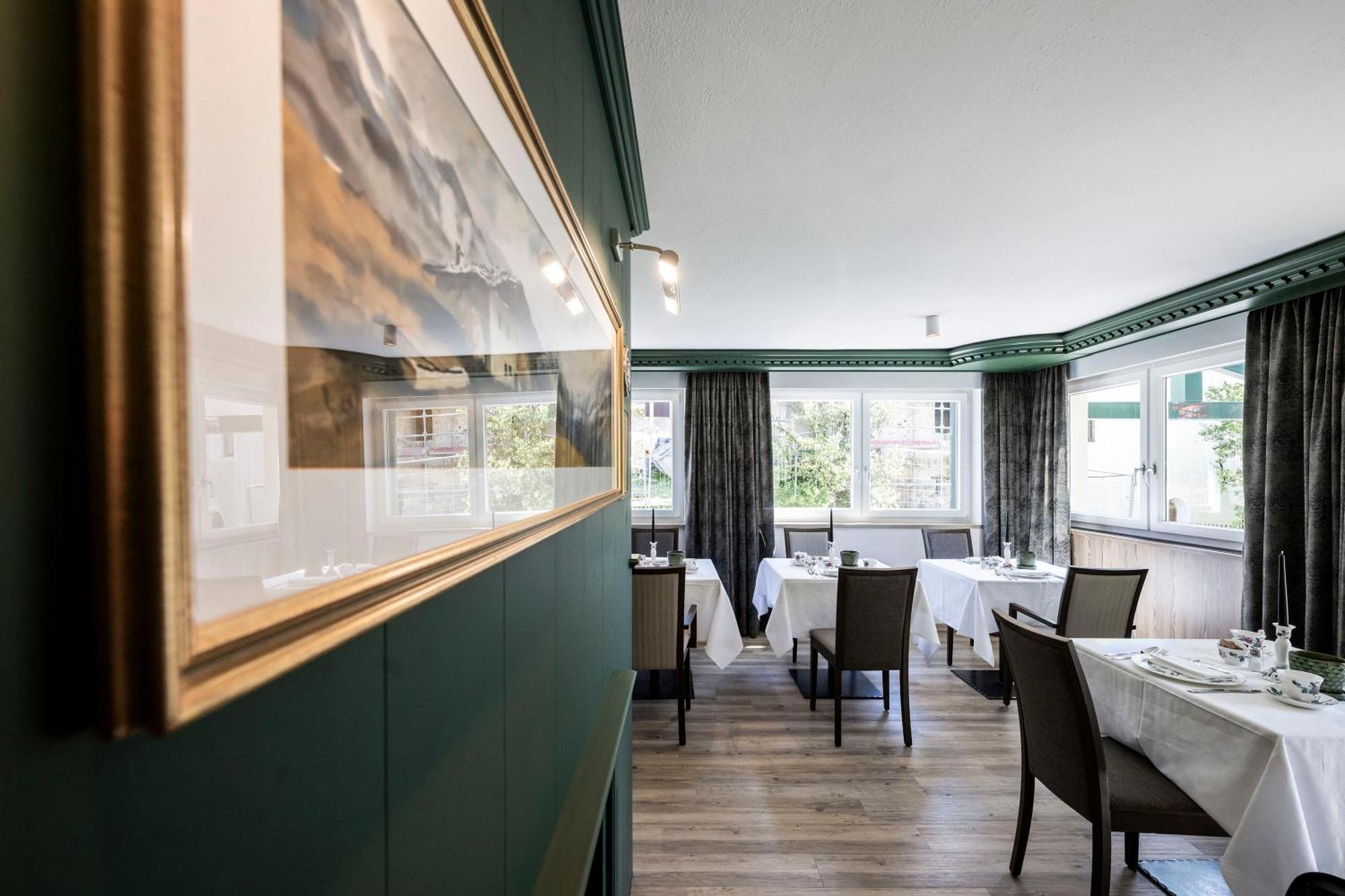 Chalet Hotel Hartmann - Adults Only Ortisei Luaran gambar